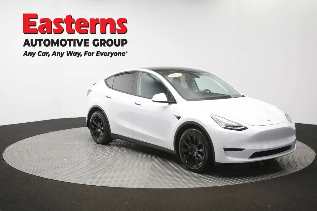 Used 2021 White Tesla Long Range image 45