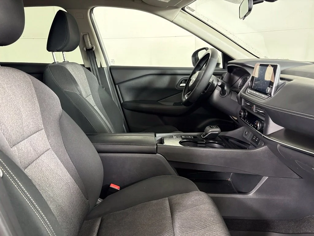 Used 2024 Silver Nissan SV image 14