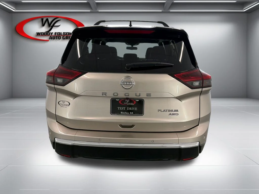 New 2026 Silver Nissan Platinum image 7