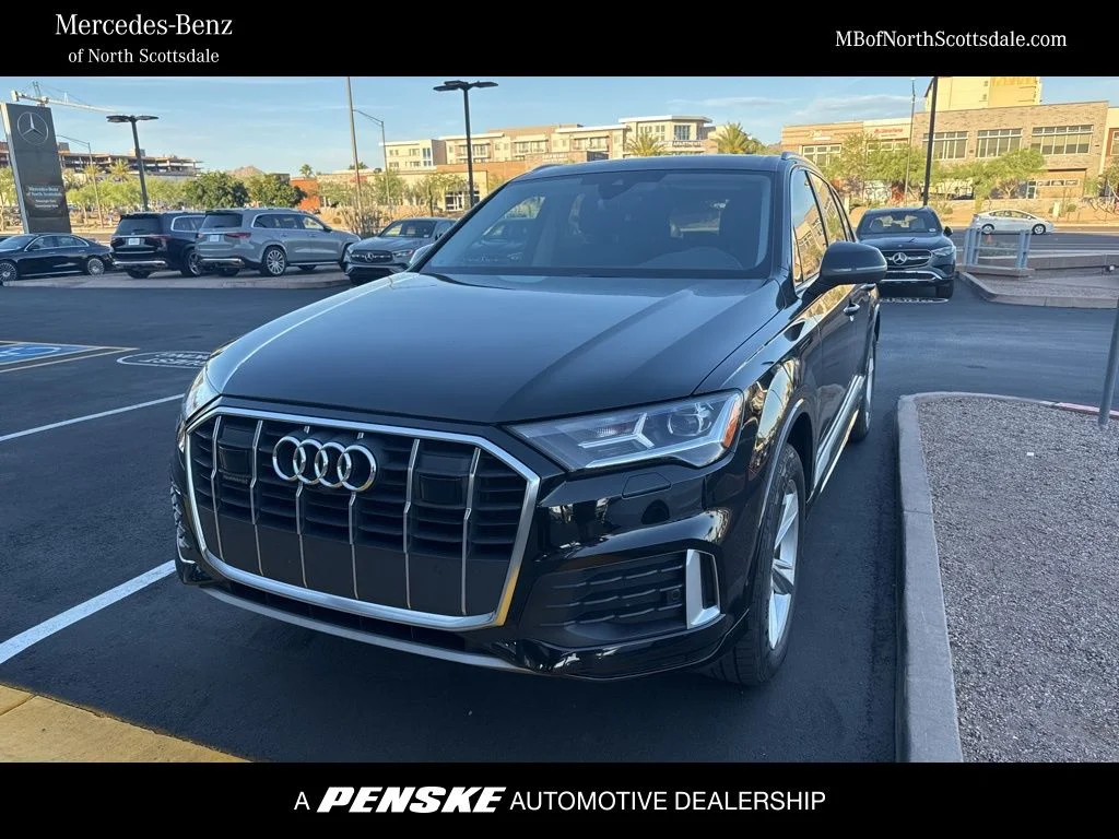 2023 Audi Q7 45 Premium quattro Tiptronic's photo