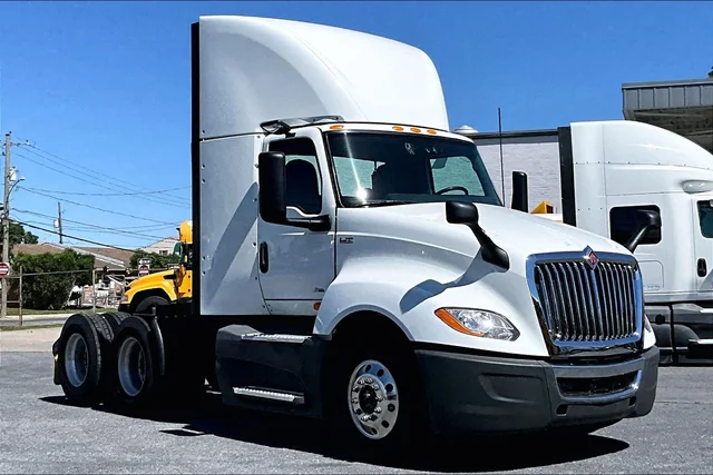 2021 International LT625 6x4 