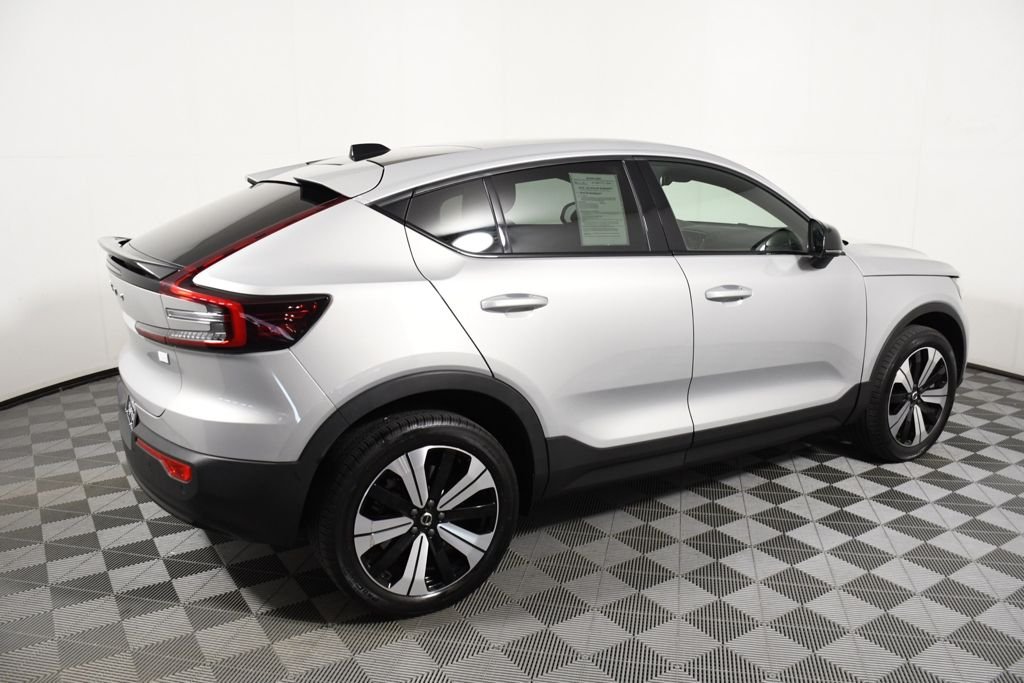 Used 2023 Silver Dawn Metallic Volvo Twin Core image 7