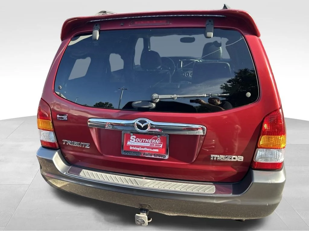 Used 2004 Red Mazda ES image 10