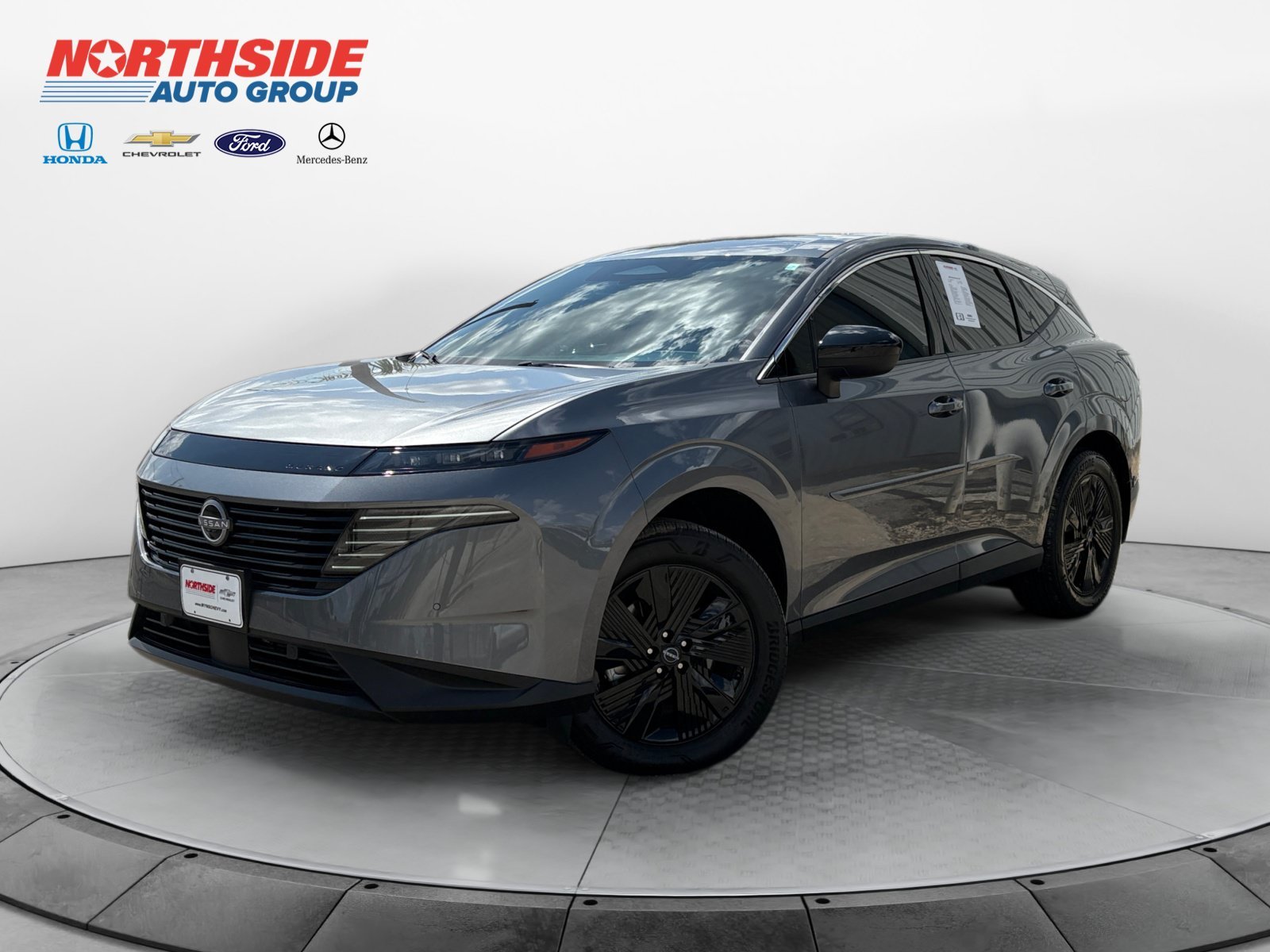 Used 2025 Gun Metallic Nissan SV image 3