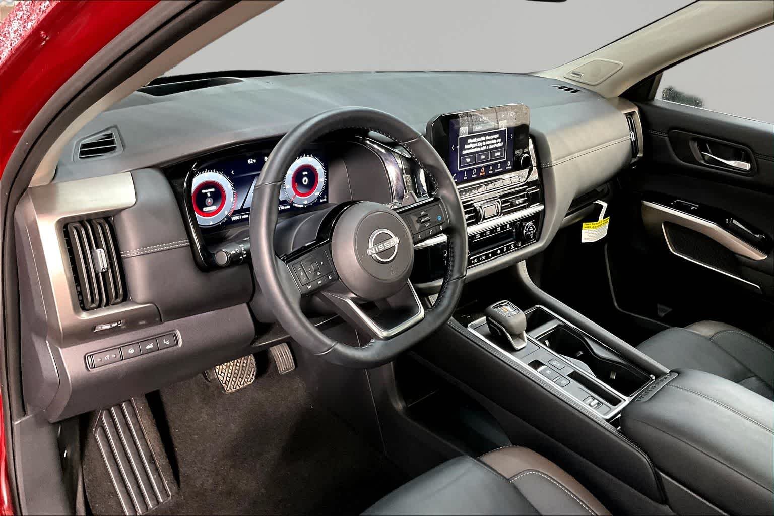 Used 2025 Scarlet Ember Tintcoat Nissan Platinum image 18