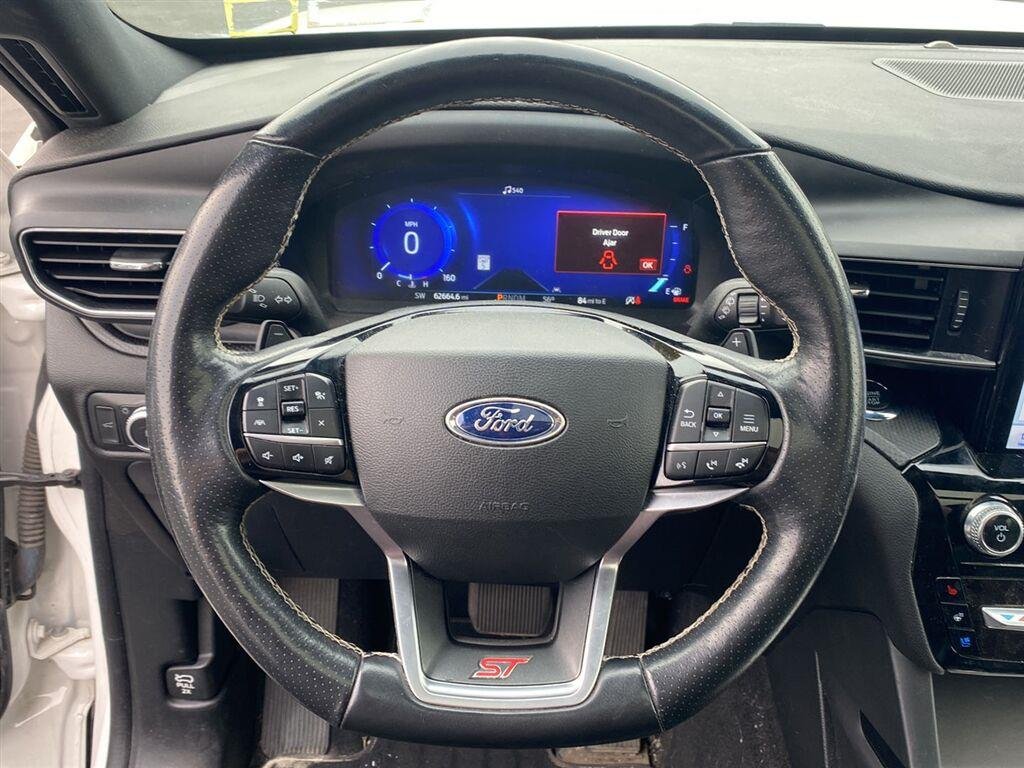 Used 2022 Star White Metallic Tri-Coat Ford ST image 18