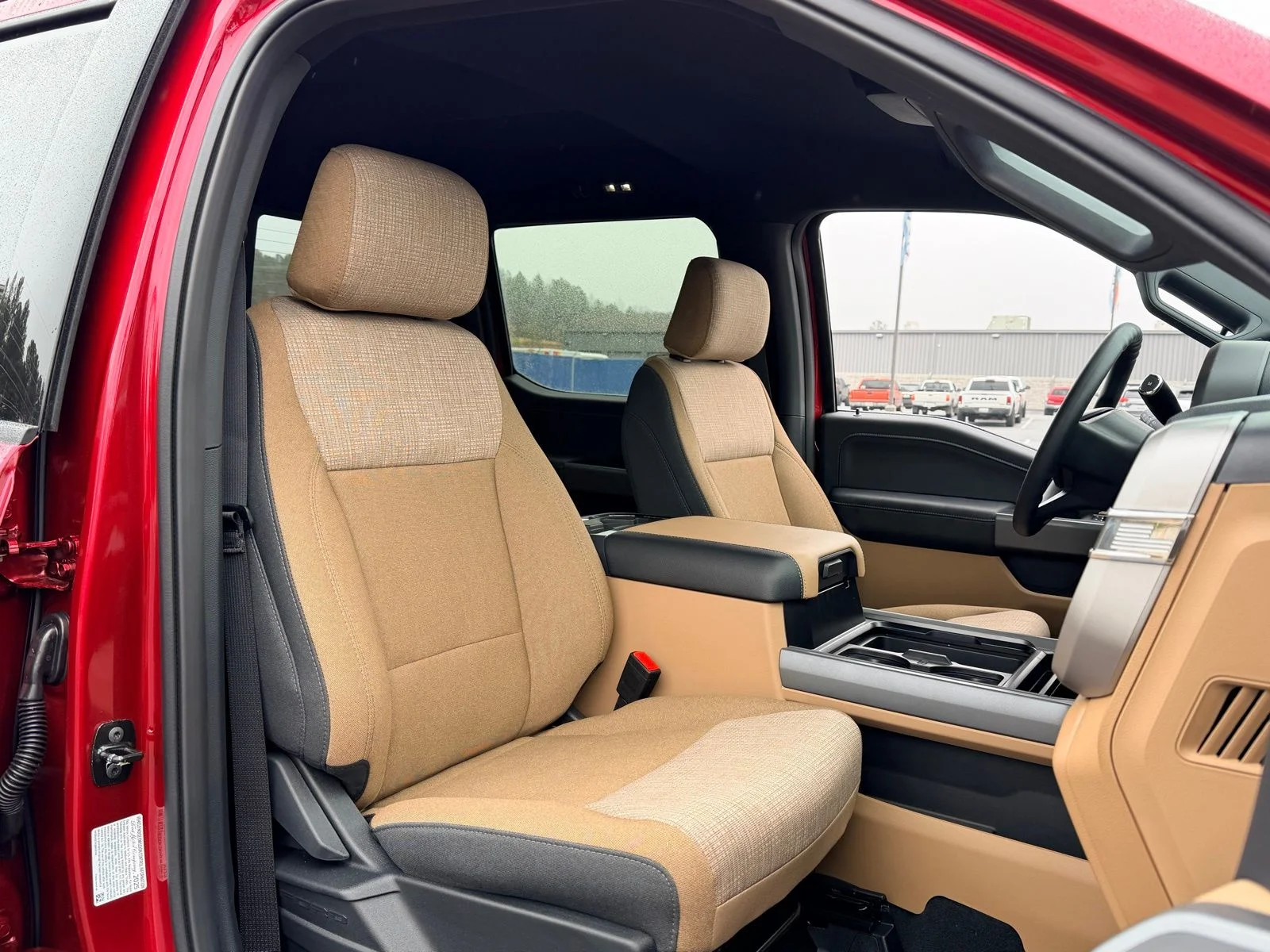 New 2026 Ruby Red Metallic Tinted Clearcoat Ford F-250® XLT image 22