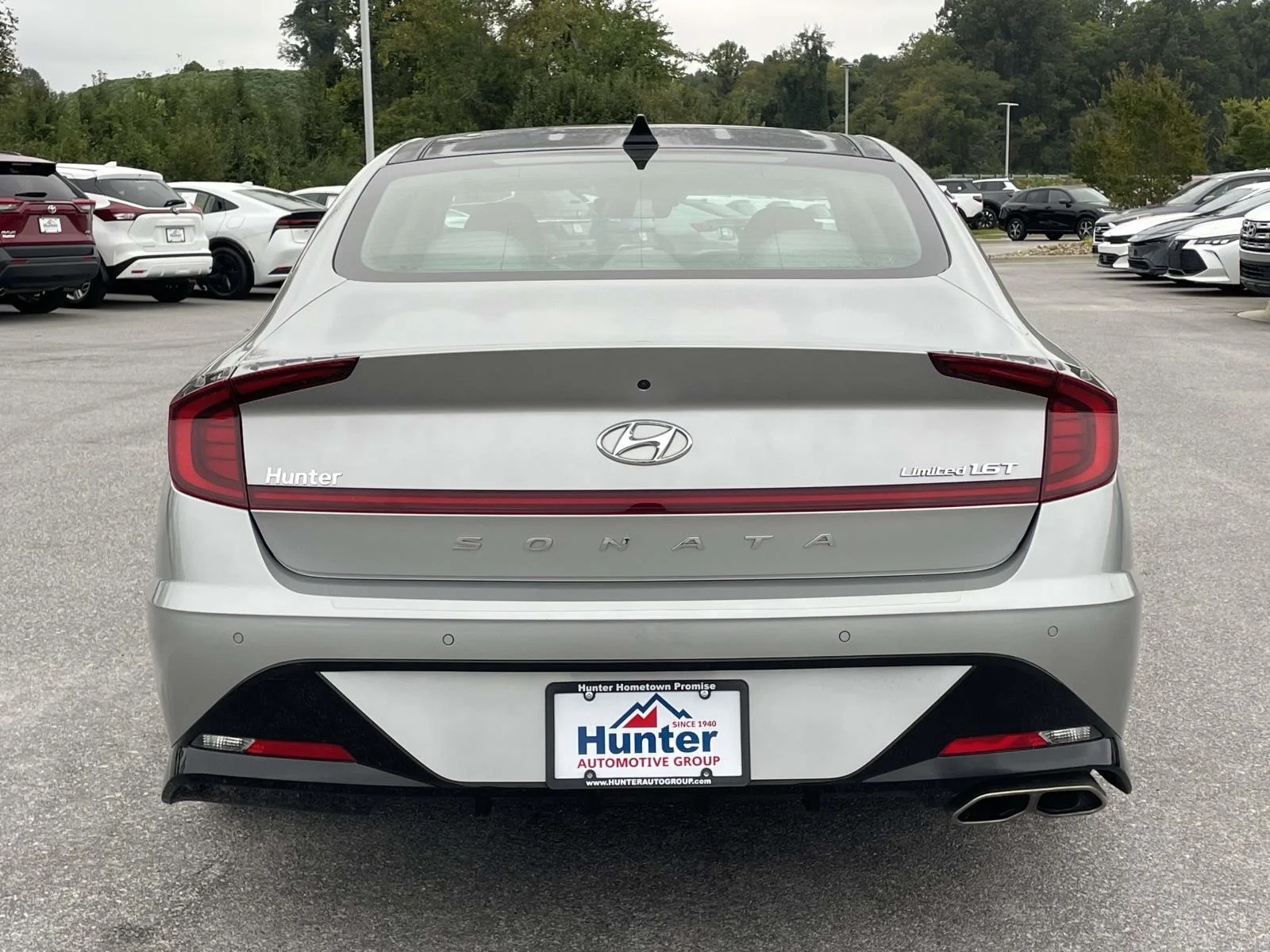 Used 2021 Shimmering Silver Pearl Hyundai Limited image 28