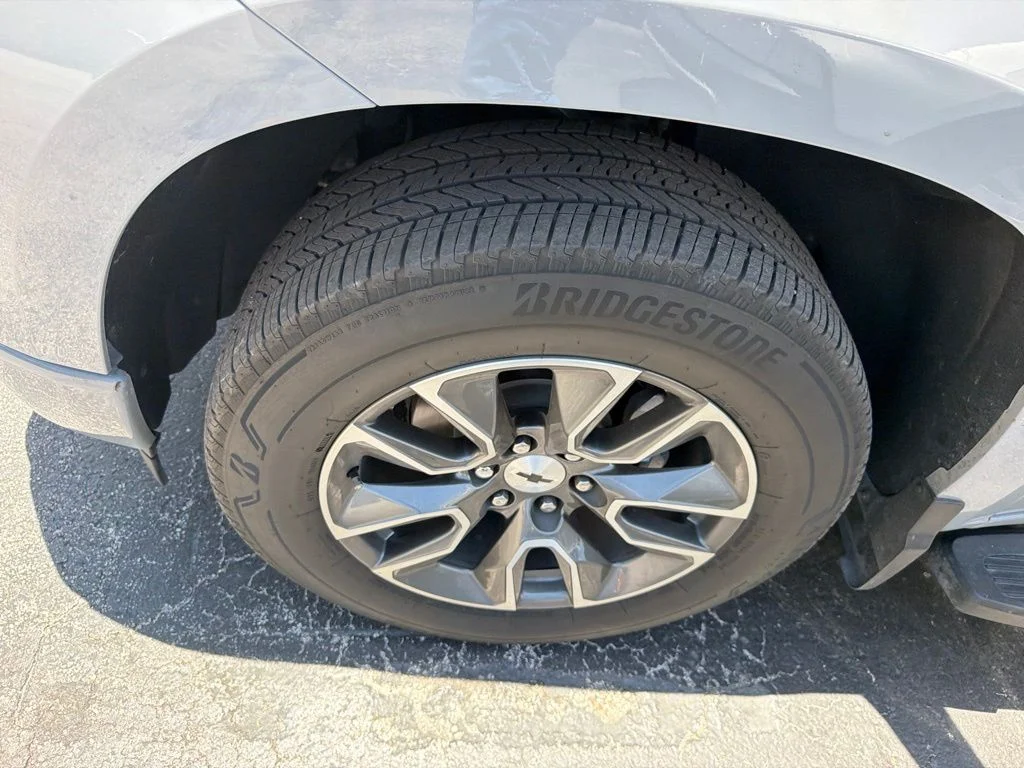 Used 2025 Slate Gray Metallic Chevrolet RST image 9