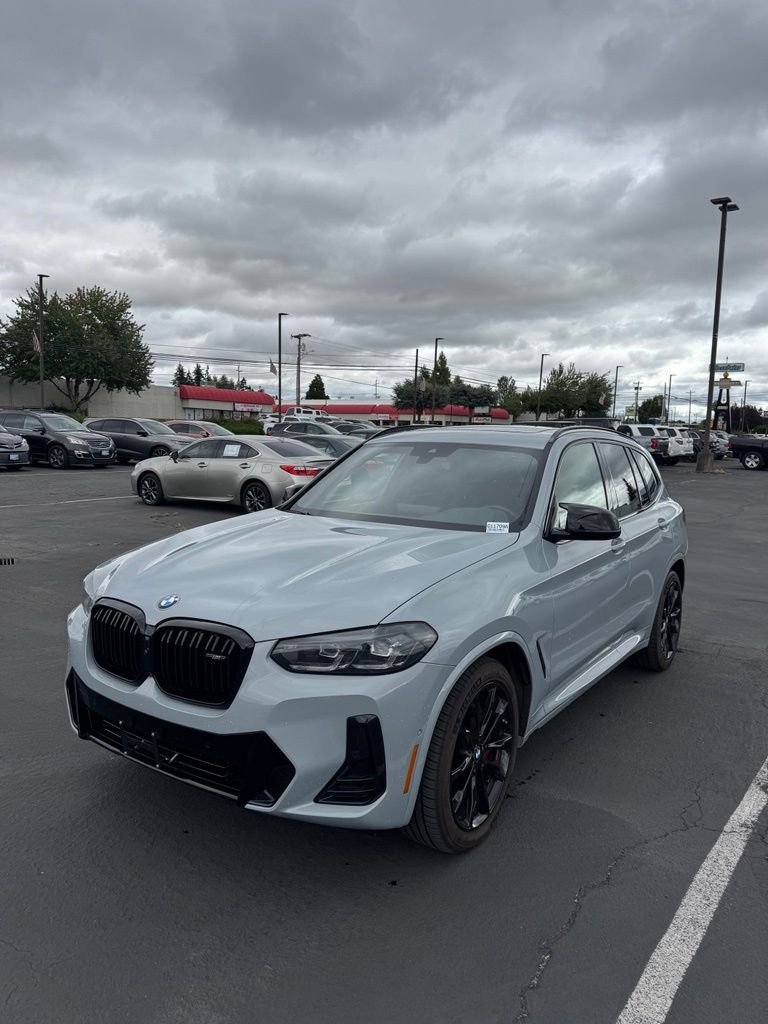 Used 2024 Brooklyn Gray Metallic BMW M40i image 8