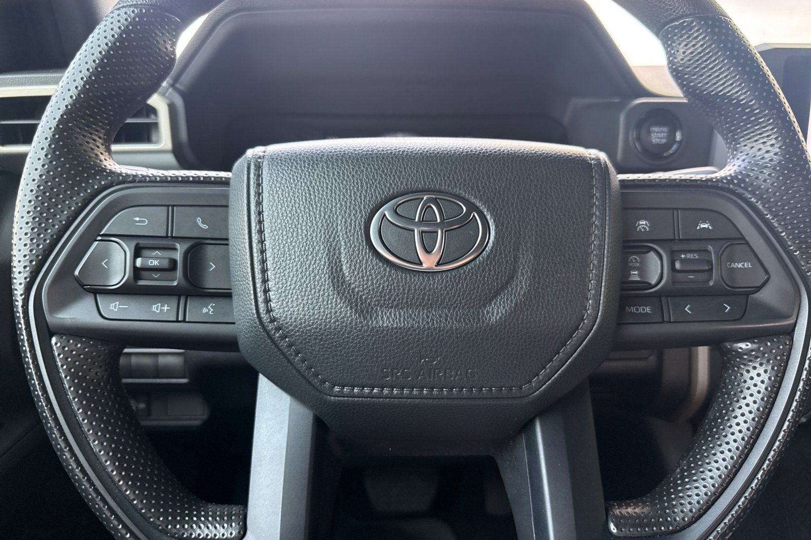Used 2024  Toyota SR5 image 21