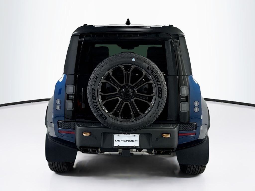 New 2026 Sargasso Blue LAND ROVER OCTA image 6
