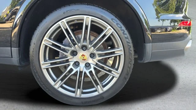 Used 2018 Black Porsche Base image 45