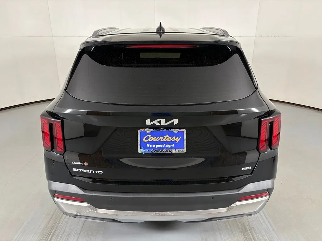 Used 2024 Black Kia S image 7