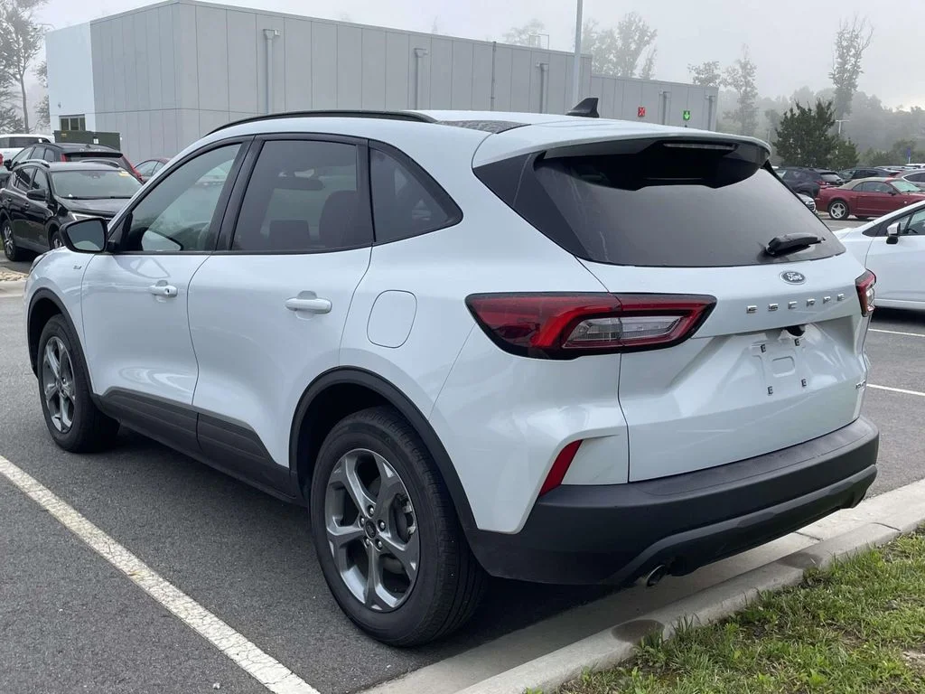 Used 2025  Ford ST-Line image 3