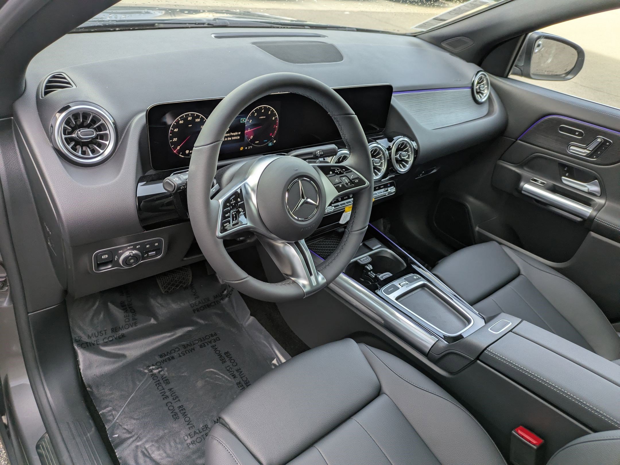 New 2026 Mountain Grey Metallic Mercedes-Benz GLA 250 image 12