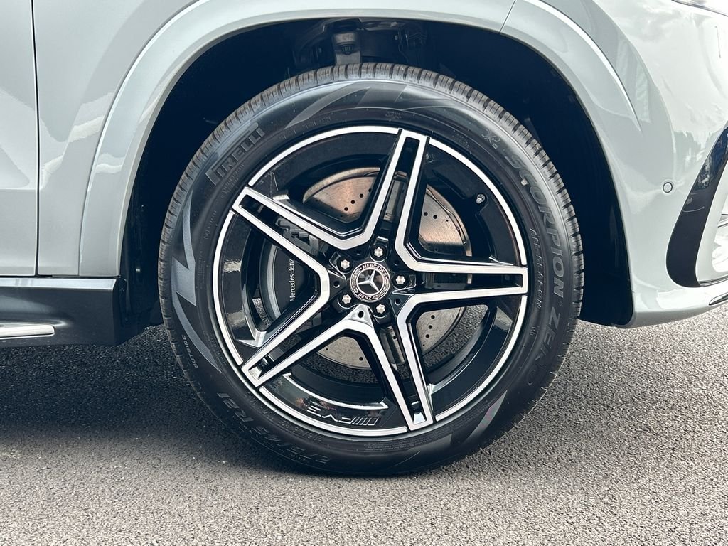 New 2026 MANUFAKTUR Alpine Grey Mercedes-Benz GLS 450 image 38