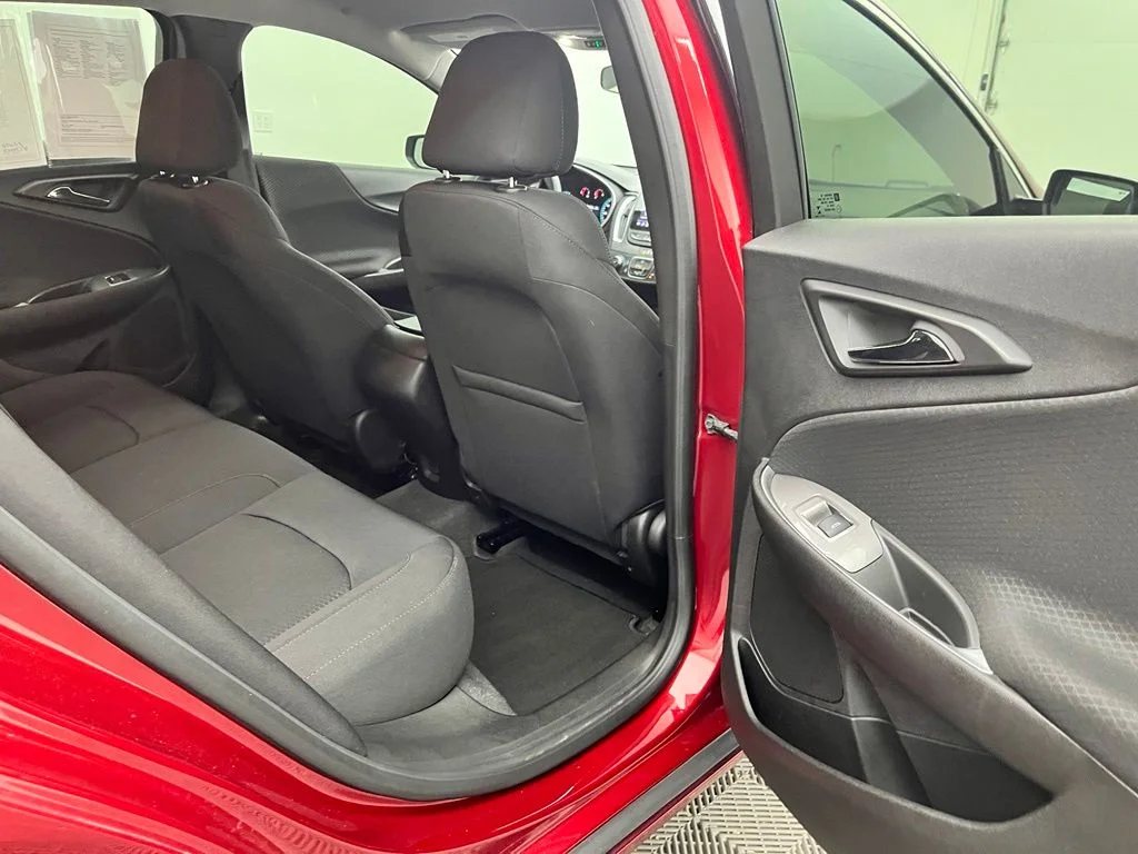 Used 2024 Red Chevrolet RS image 34