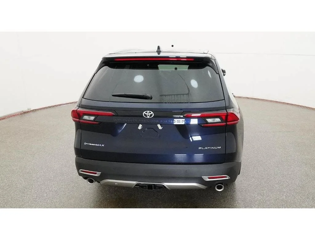 New 2026  Toyota MAX Platinum image 9