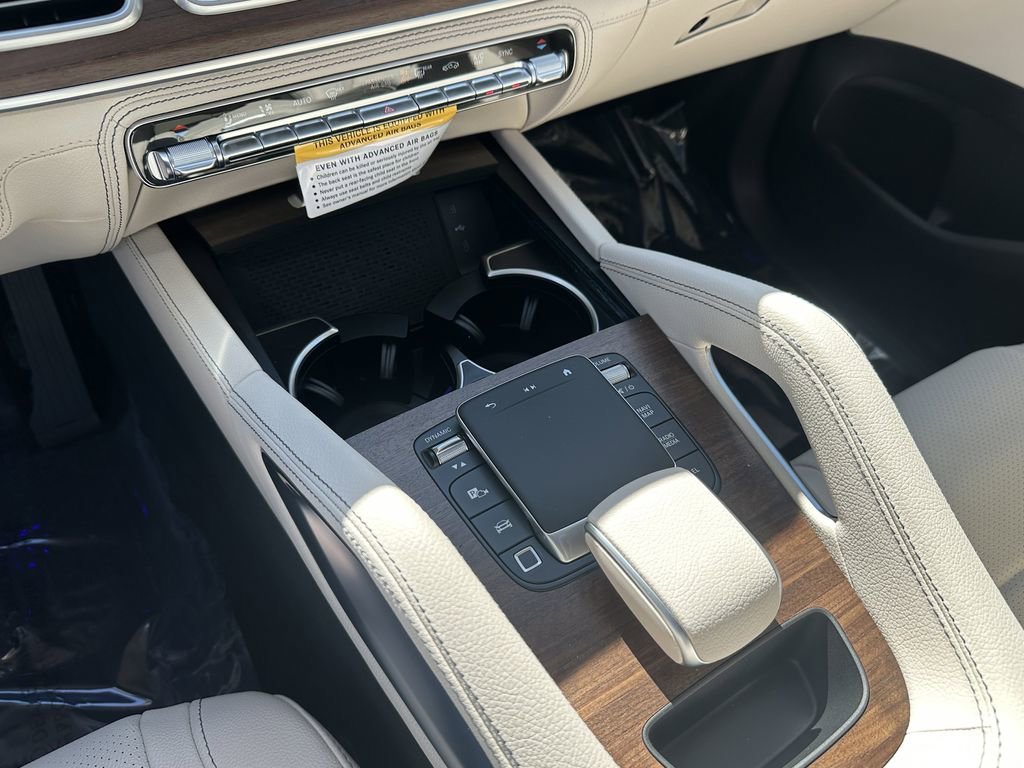 New 2026 MANUFAKTUR Moonlight White Metallic Mercedes-Benz GLE 350 image 72