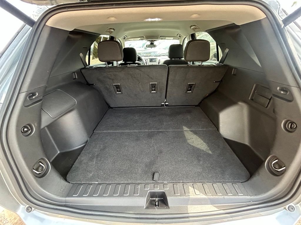 Used 2024 Gray Chevrolet LT image 24