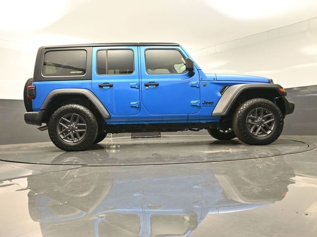 Used 2024 Blue Jeep Sport S image 43
