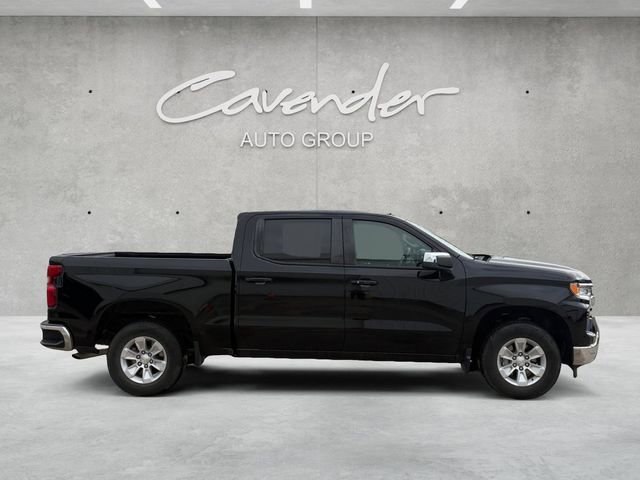 Used 2023 Black Chevrolet LT image 17