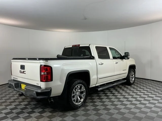 Used 2015 White GMC SLT image 4