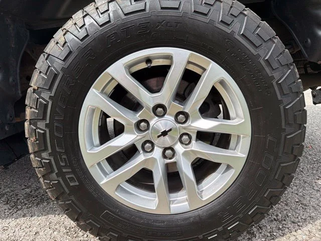 Used 2019 Gray Chevrolet RST image 11