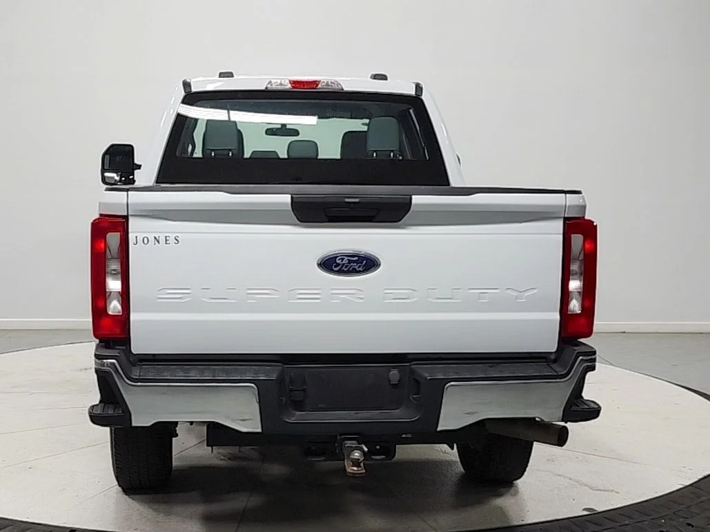Used 2024 Oxford White Ford XL image 6