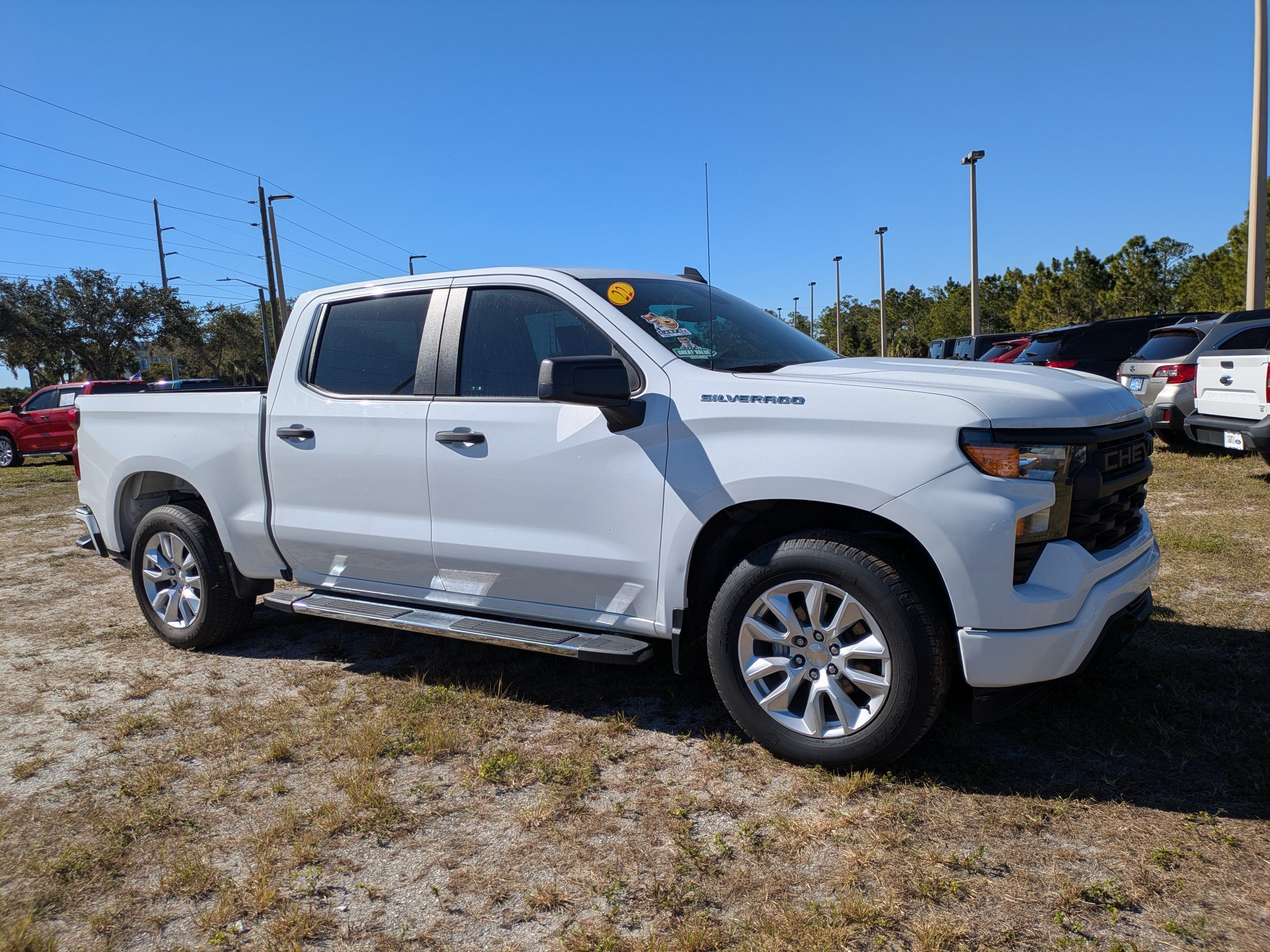 Used 2022 Summit White Chevrolet Custom image 2