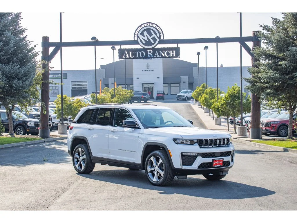 New 2026 Bright White Clearcoat Jeep Limited image 1