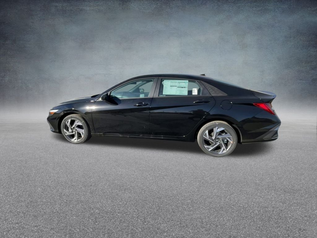 2025 Hyundai Elantra Blue - Photo 15