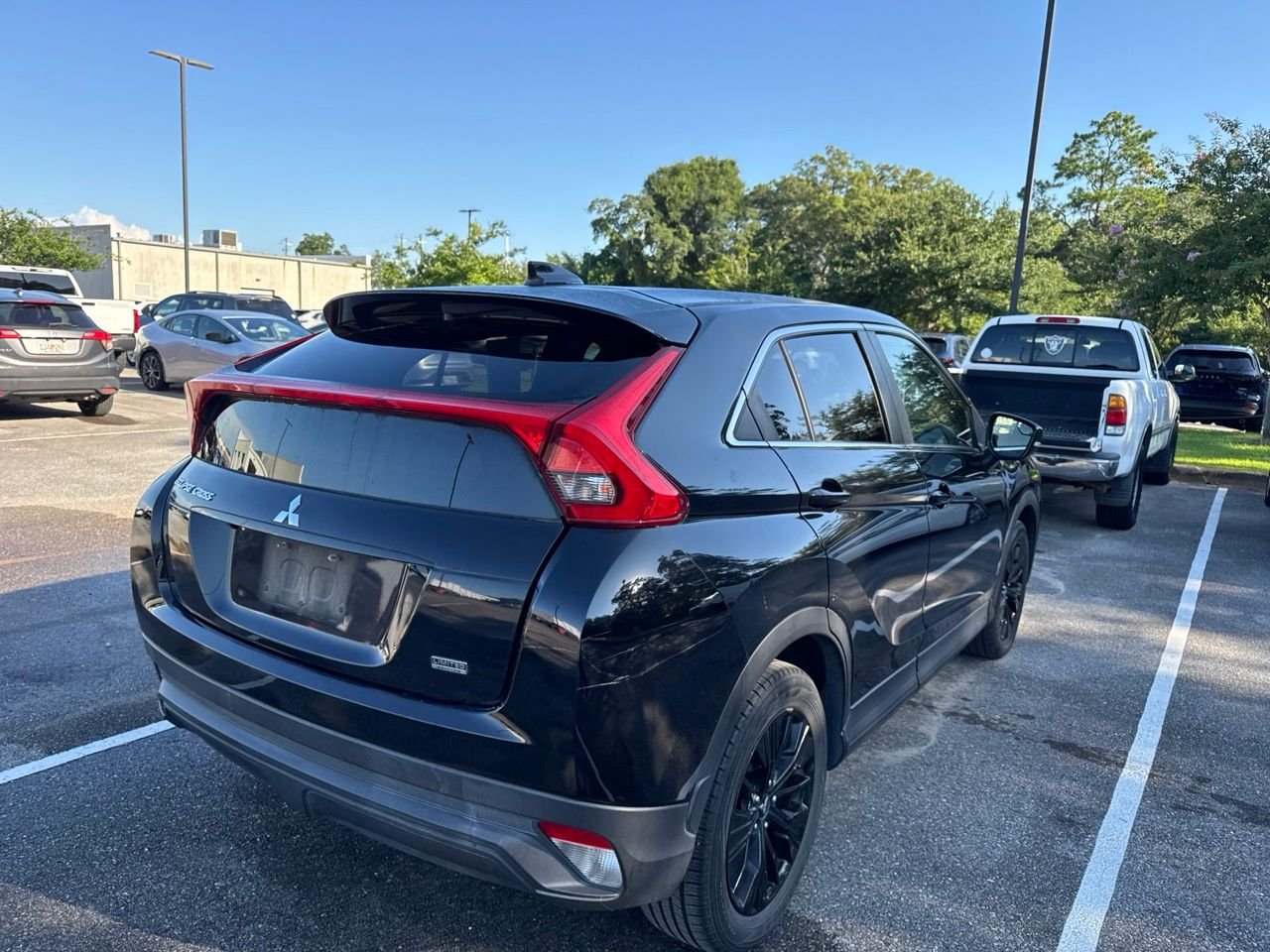 Used 2020 Black Mitsubishi LE image 5