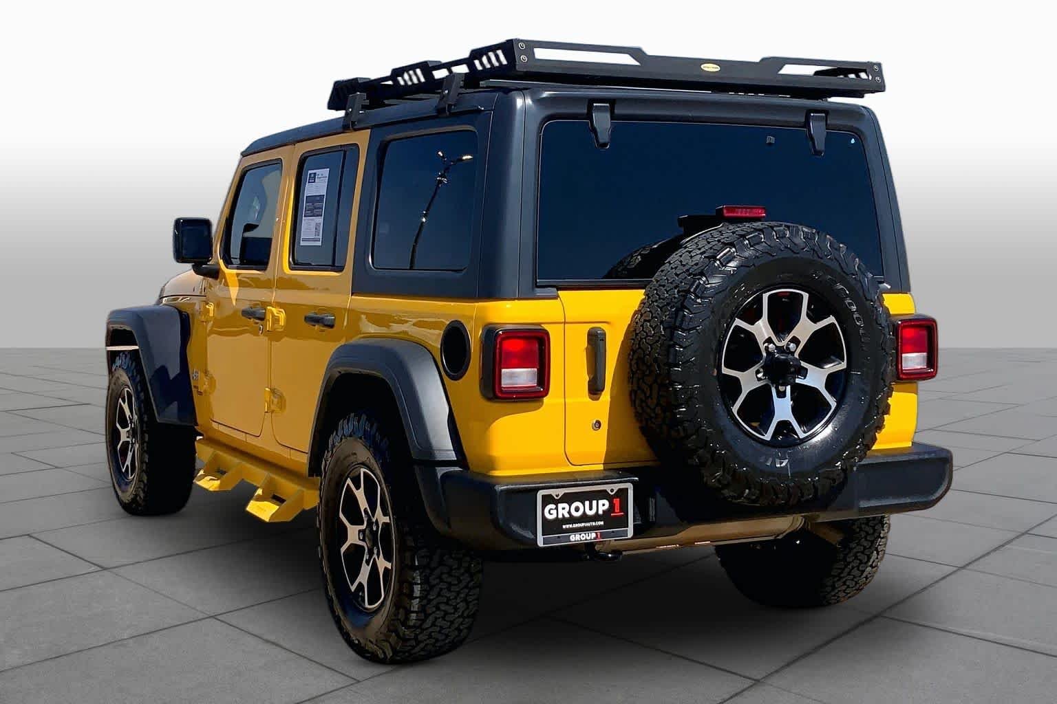 Used 2020 Hellayella Clearcoat Jeep Sport S image 12