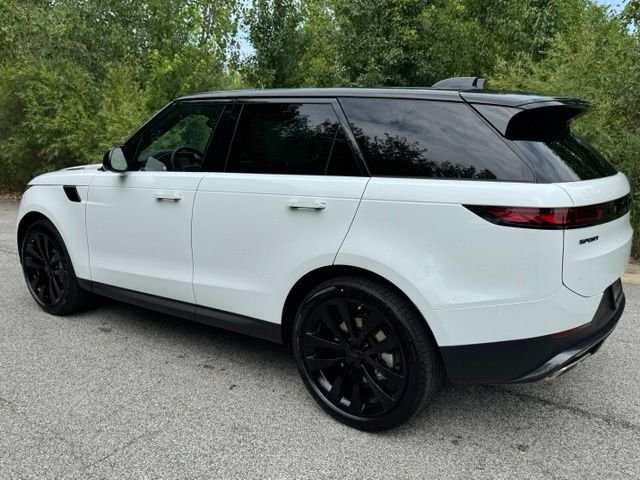New 2026 Fuji White Land Rover SE image 7