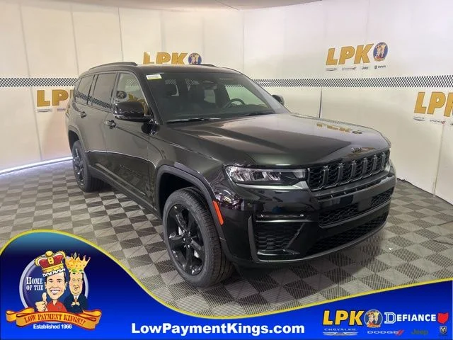 New 2026 Diamond Black Crystal Pearl-Coat Exterior Paint Jeep Limited image 1