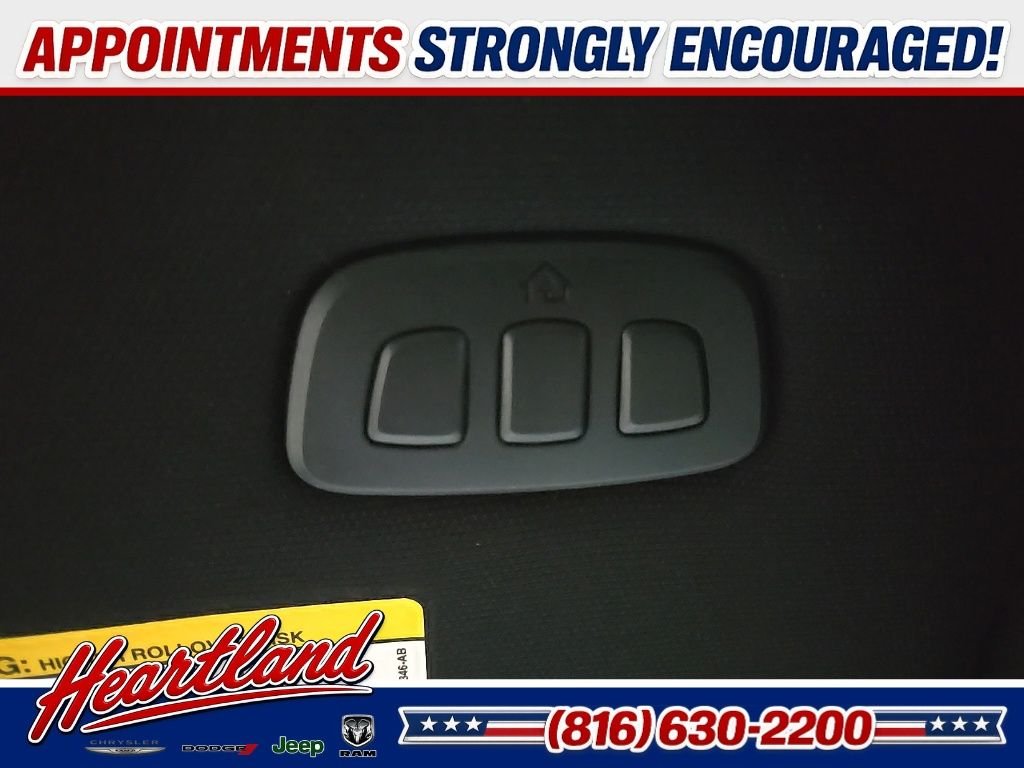 Used 2018 Black Ford Lariat image 81