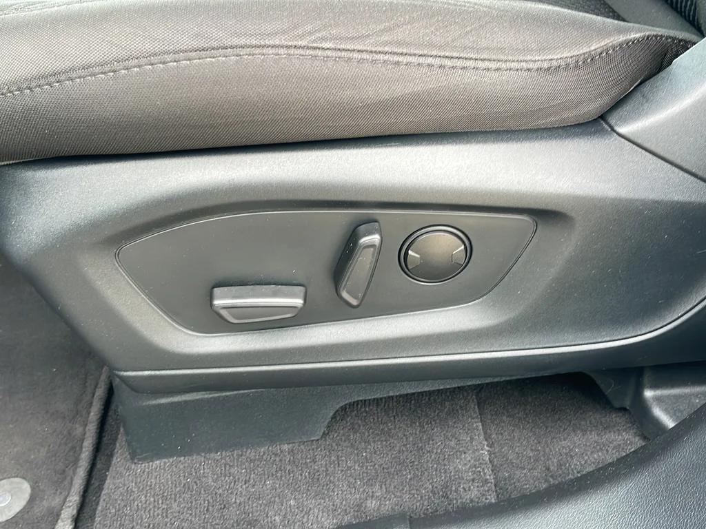 Used 2023 Blue Ford XLT image 31