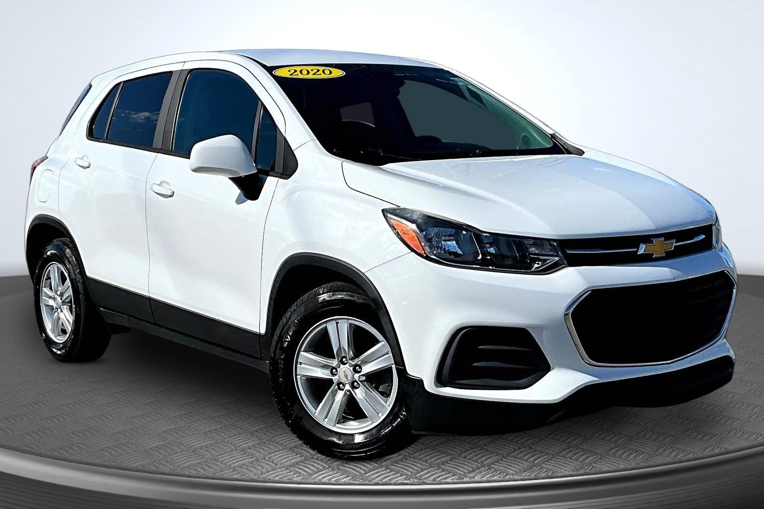 Used 2020 Chevrolet Trax LS with VIN KL7CJKSB4LB061622 for sale in Baltimore, MD