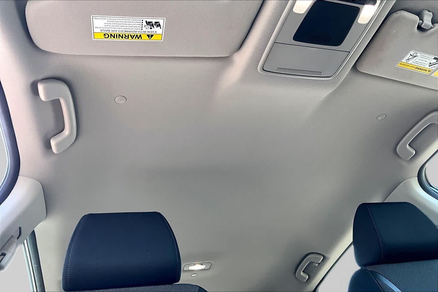 2024 Honda CR-V LX - Photo 13