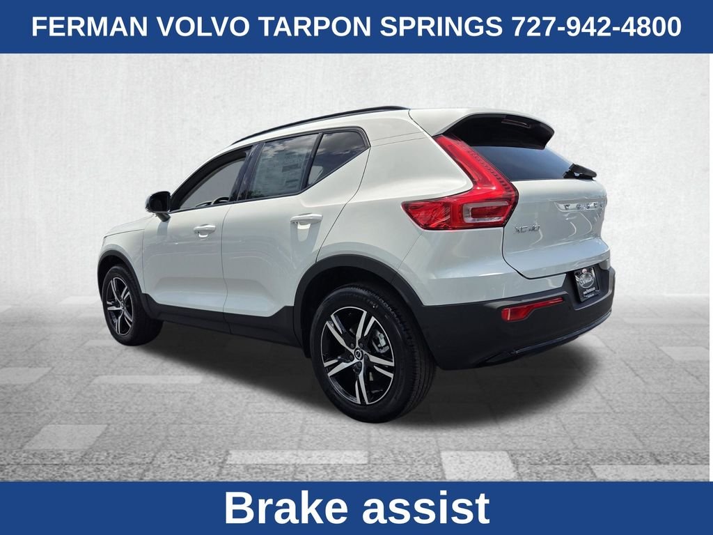 New 2026 Crystal White Volvo Core image 8