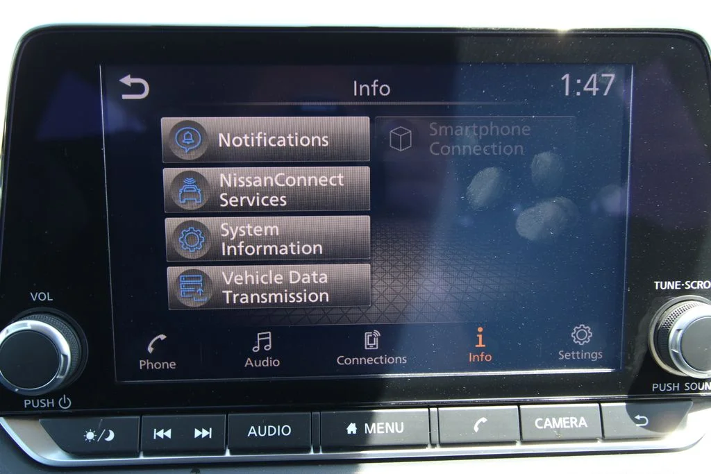 Used 2023 Silver Nissan SV image 34