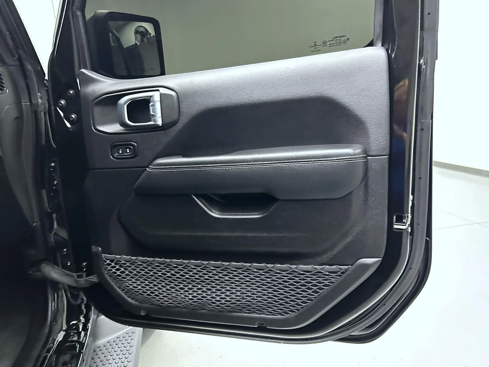 Used 2022 Black Jeep Unlimited Sahara 4xe image 16