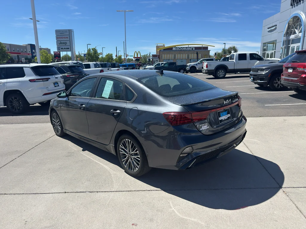 Used 2023 Gravity Gray Kia GT-Line image 3