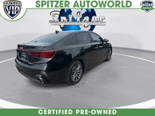 Certified Used 2023 Aurora Black Kia GT-Line image 15