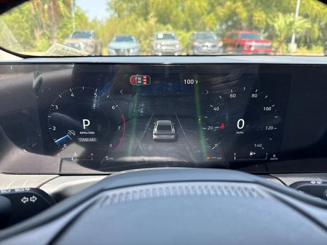 New 2026 Bluestone Pearl / Super Black Two-tone Nissan SR image 15