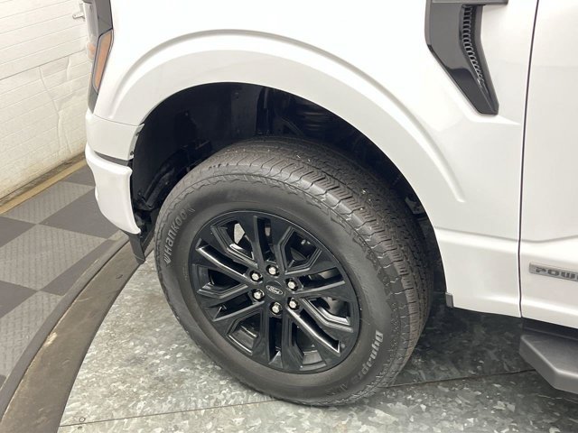 Used 2024 Oxford White Ford XLT image 38