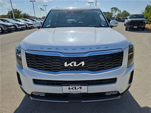 Certified Used 2022 Glacial White Pearl KIA SX Front-Wheel Drive image 6