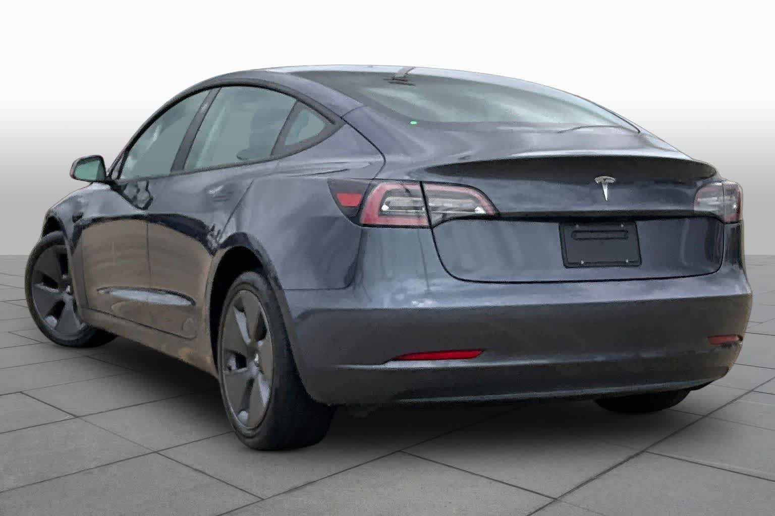 Used 2023 Midnight Silver Metallic Tesla  image 10